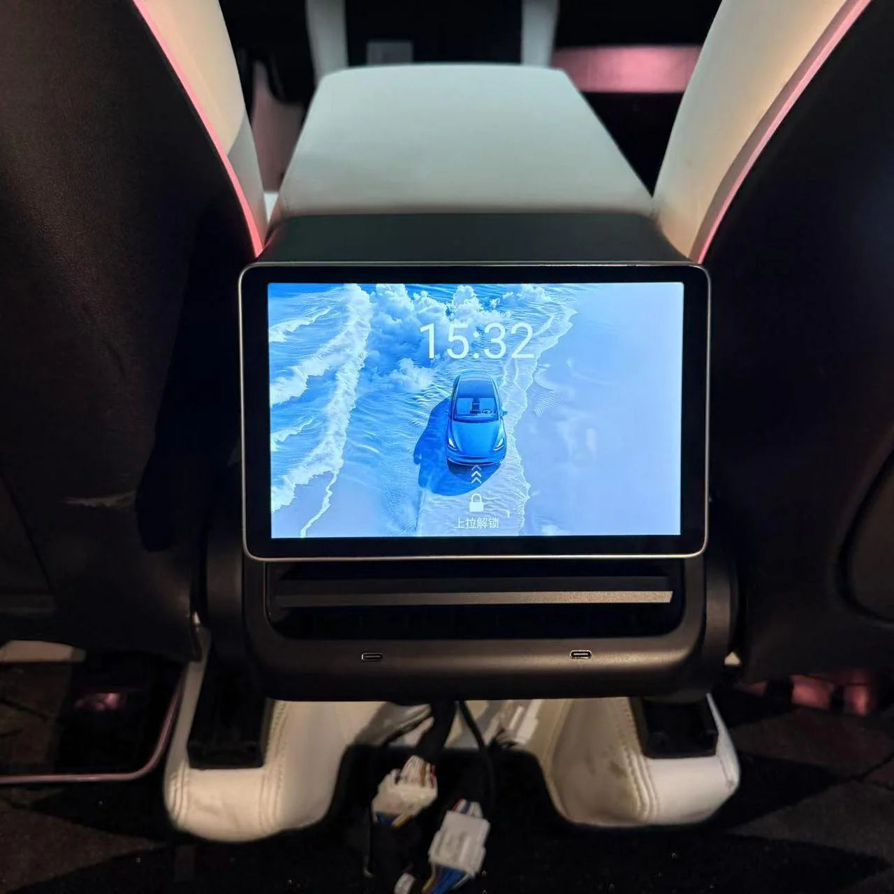 Haovix 8-inch Android Smart 4G + Wifi Rear Entertainment Display for Tesla Model 3/Y