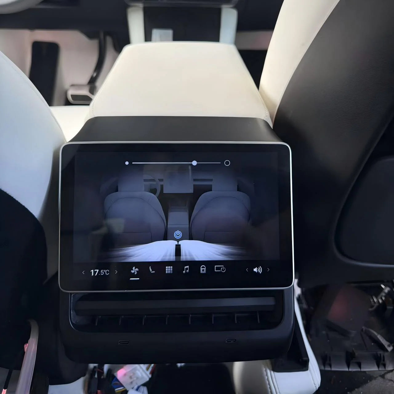 Haovix 8-inch Android Smart 4G + Wifi Rear Entertainment Display for Tesla Model 3/Y